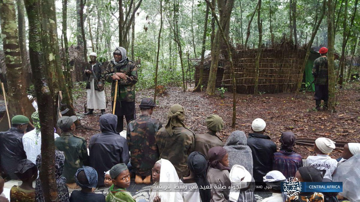 The IS section in Central Africa, which is recently illustrated by several attacks in the DRC, publishes images of its celebration of the Eid al-Fitr prayer, without specifying the country.